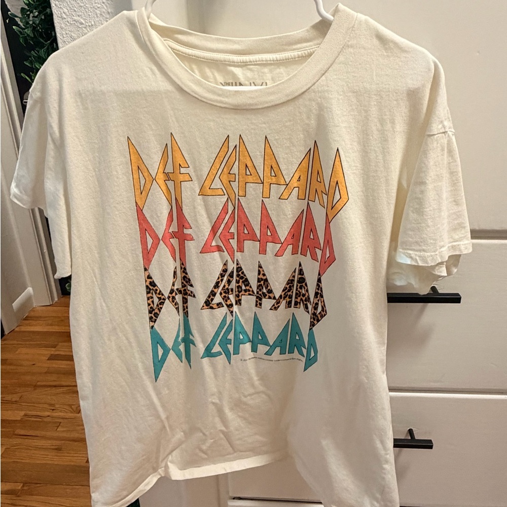 Def Leppard Graphic Band Tee - Cream